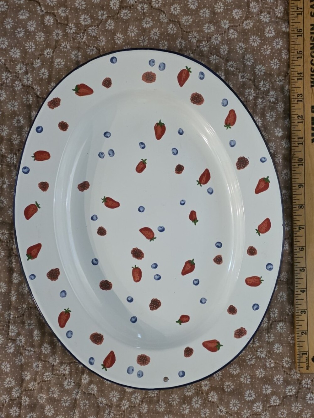 Bath & Body Works White Ceramic Oval Platter with Red & Blue Berry Accents